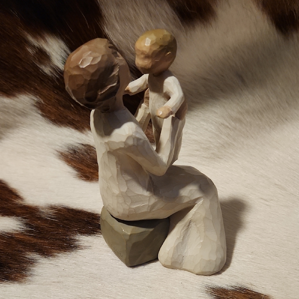 Willowtree Grandmother And Child Sculpture